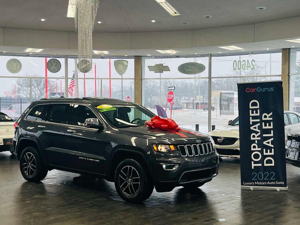 used 2018 Jeep Grand Cherokee car, priced at $17,999