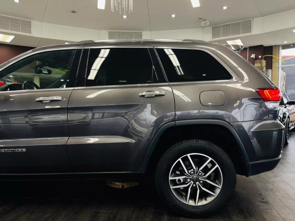 used 2021 Jeep Grand Cherokee car, priced at $22,999