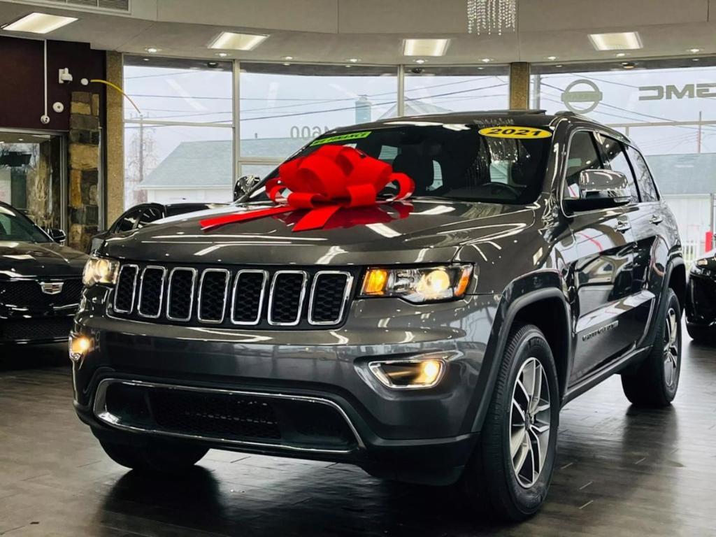 used 2021 Jeep Grand Cherokee car, priced at $21,499