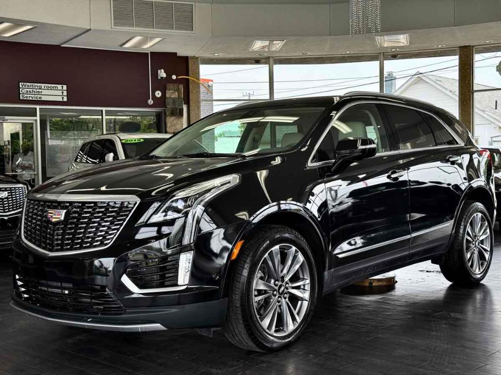 used 2024 Cadillac XT5 car, priced at $34,995