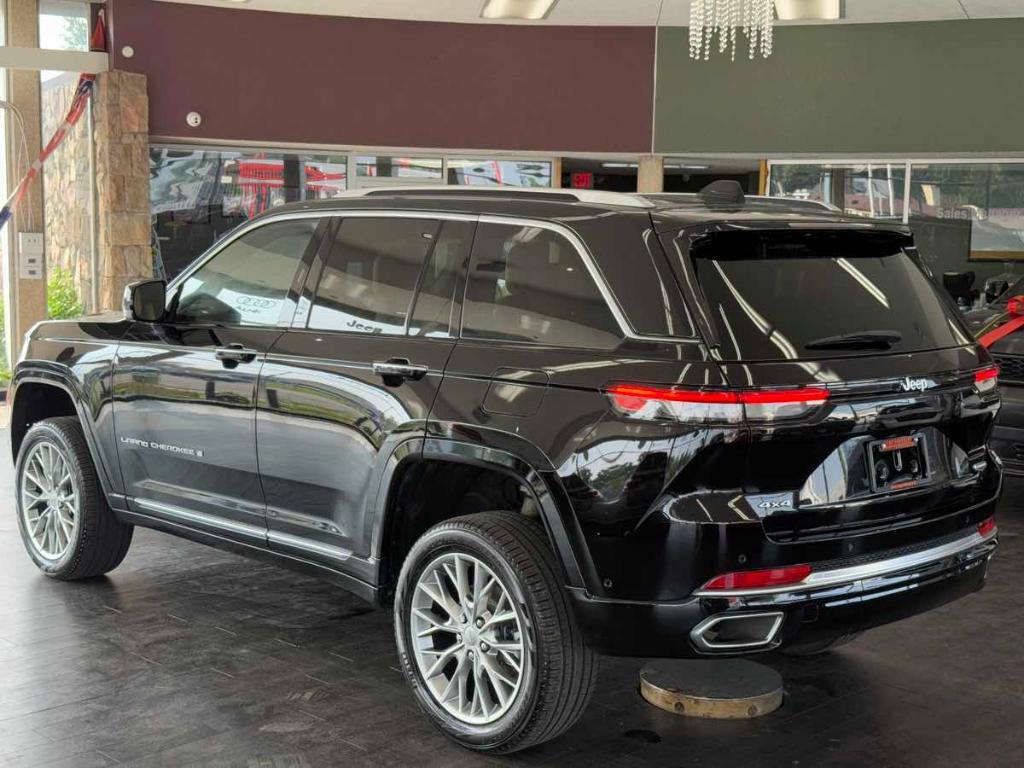 used 2023 Jeep Grand Cherokee car, priced at $35,995