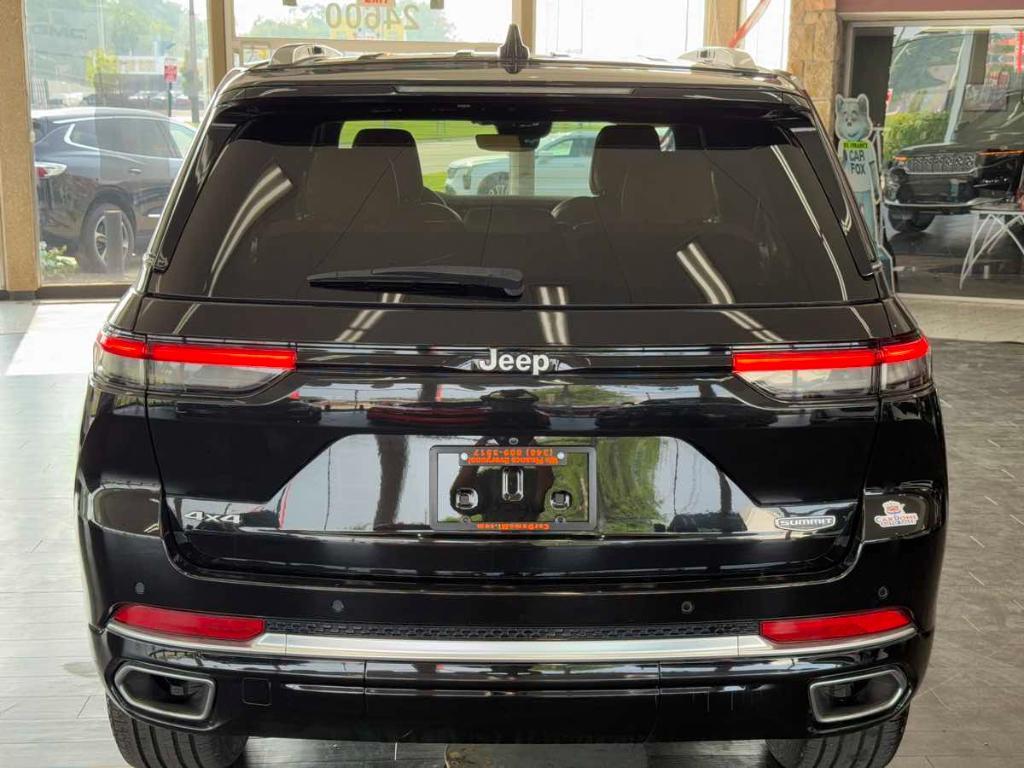 used 2023 Jeep Grand Cherokee car, priced at $35,995