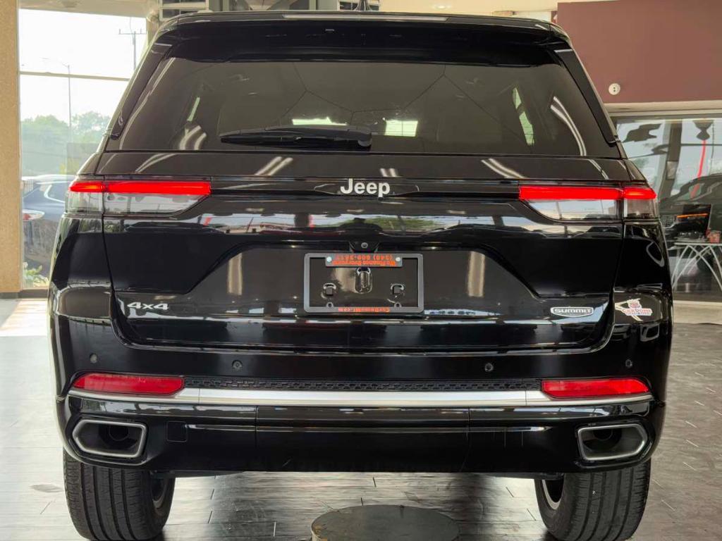 used 2023 Jeep Grand Cherokee car, priced at $35,995