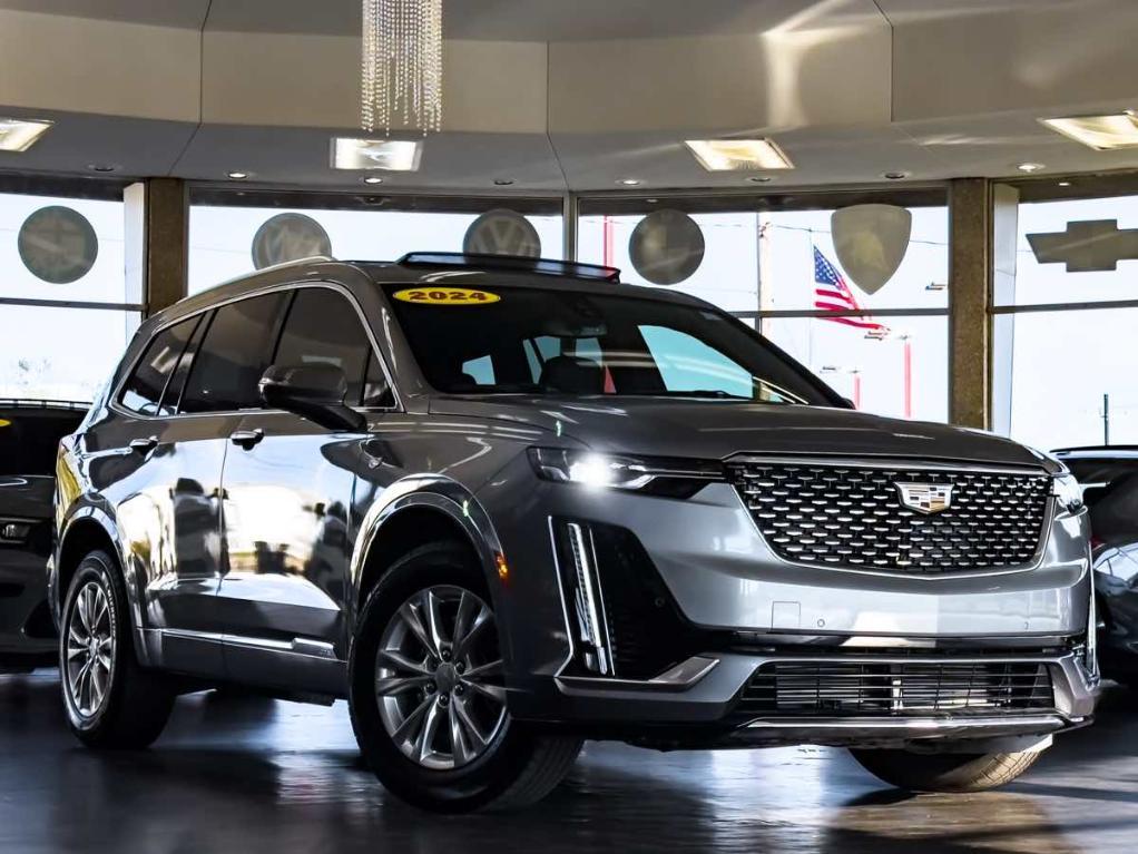 used 2024 Cadillac XT6 car, priced at $31,995