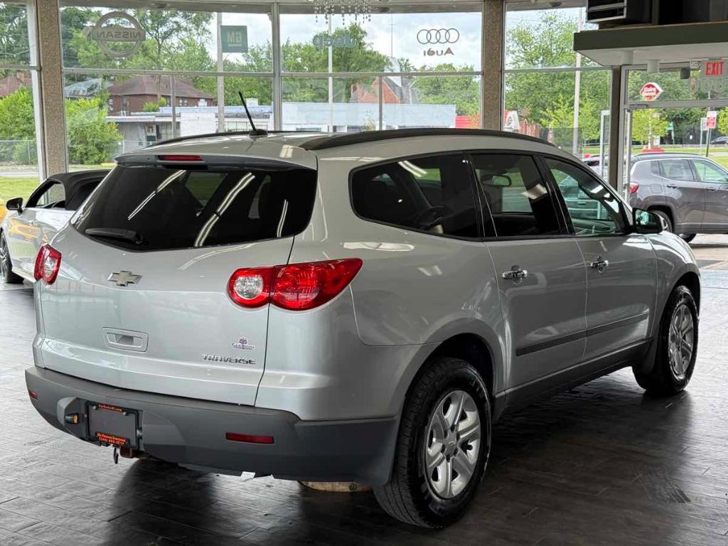 used 2012 Chevrolet Traverse car, priced at $5,995