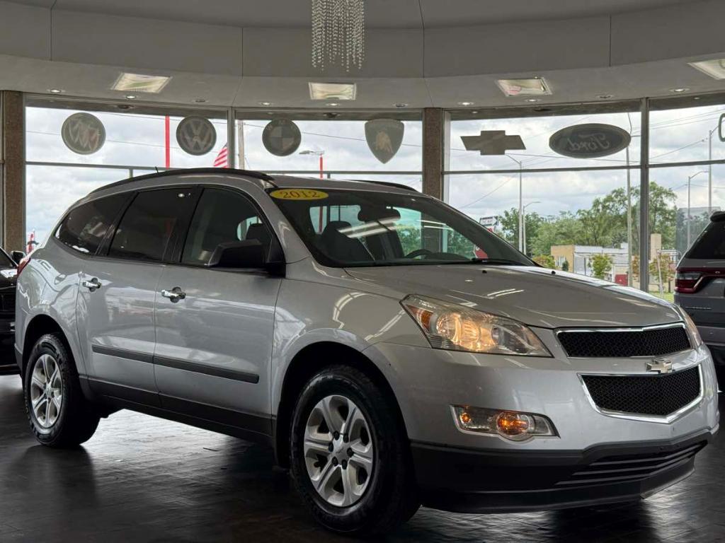 used 2012 Chevrolet Traverse car, priced at $5,995