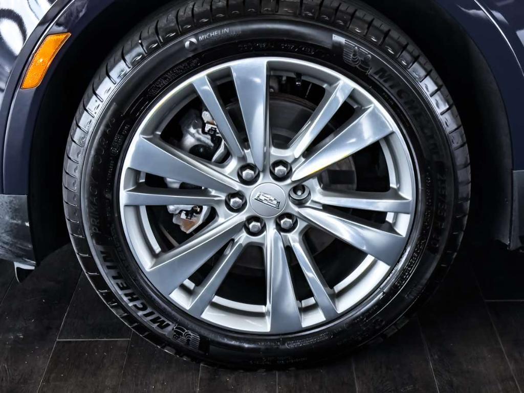 used 2024 Cadillac XT5 car, priced at $34,895