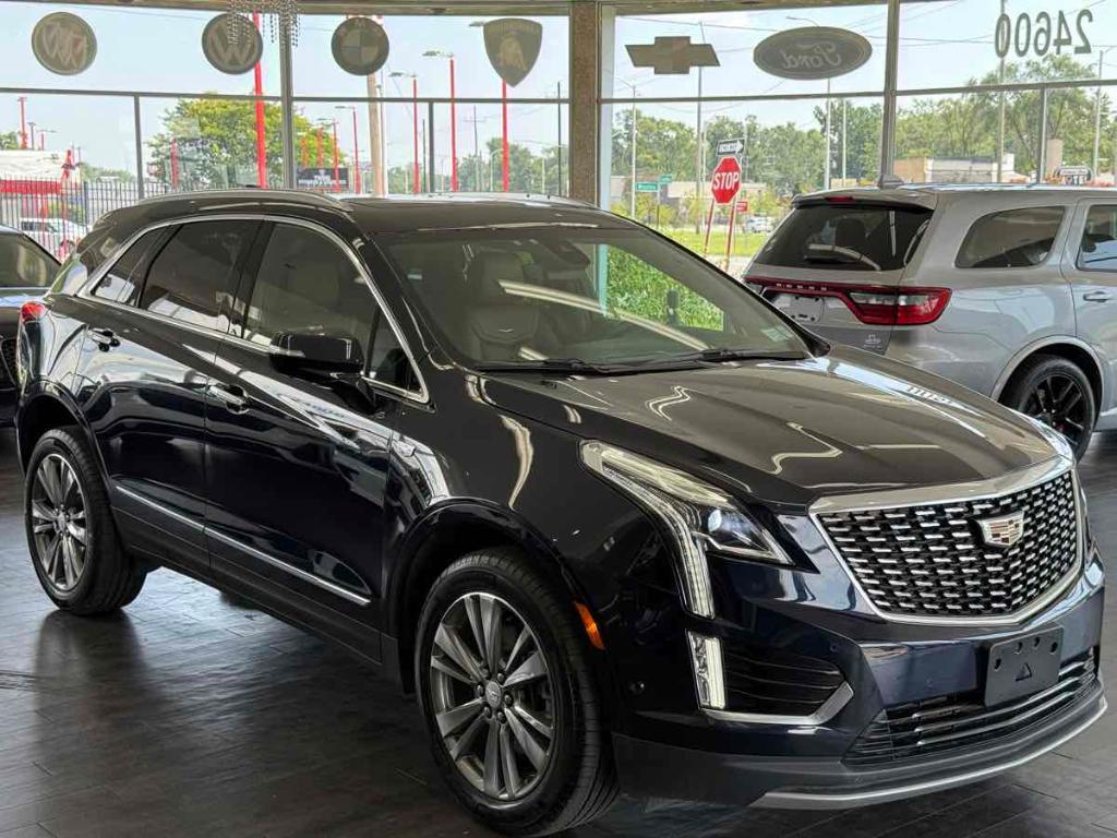 used 2022 Cadillac XT5 car, priced at $26,995
