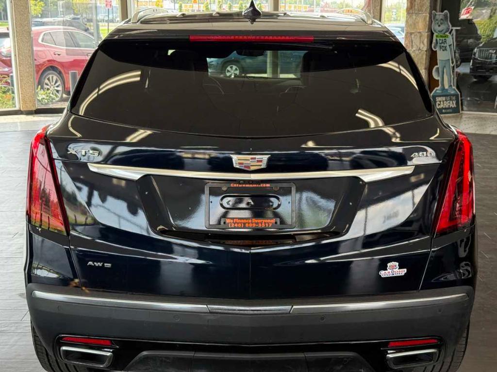 used 2022 Cadillac XT5 car, priced at $26,795