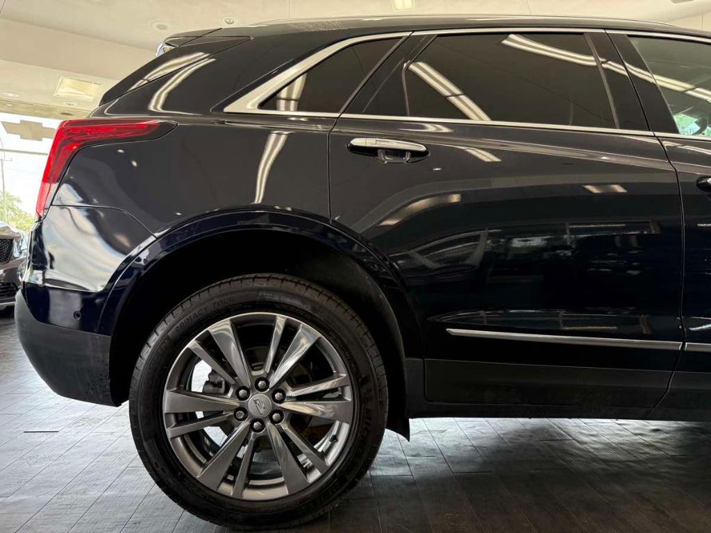 used 2022 Cadillac XT5 car, priced at $26,795