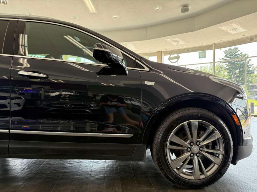 used 2022 Cadillac XT5 car, priced at $26,795