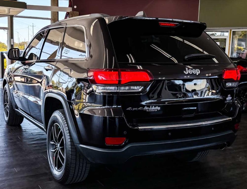 used 2020 Jeep Grand Cherokee car, priced at $17,495