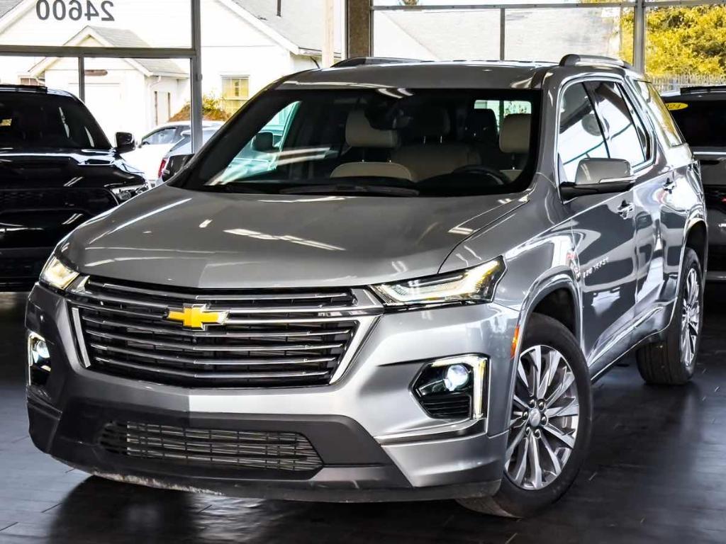 used 2023 Chevrolet Traverse car, priced at $32,995