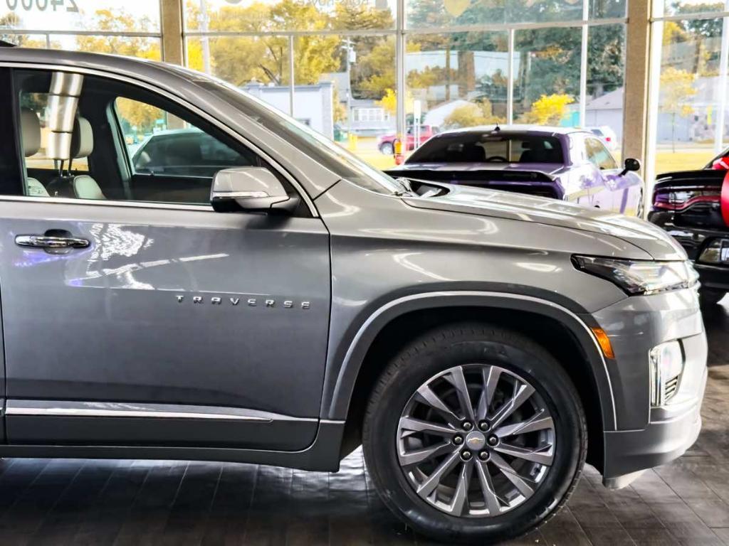 used 2023 Chevrolet Traverse car, priced at $32,995