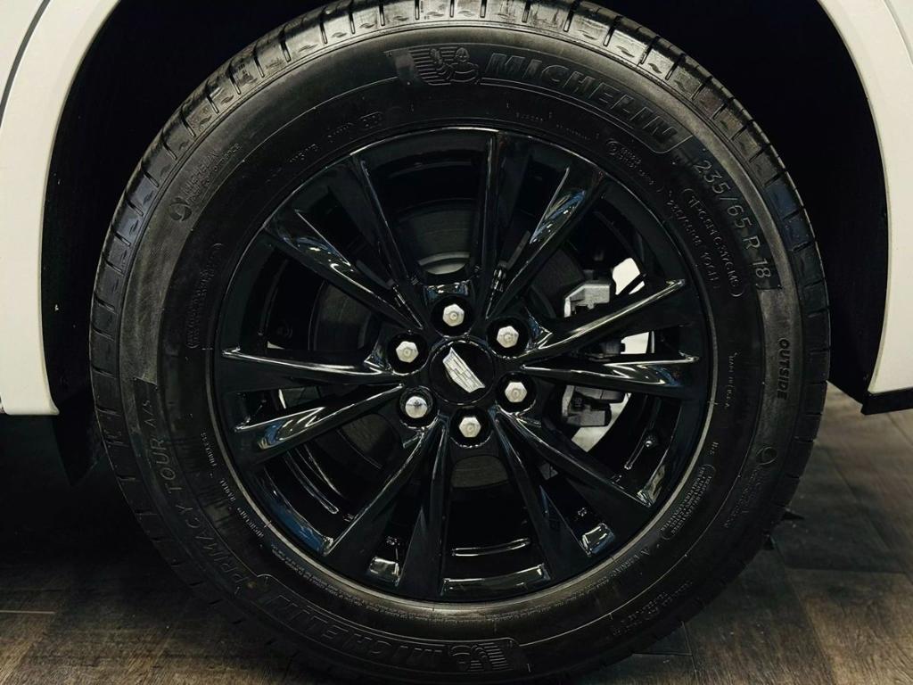 used 2025 Cadillac XT6 car, priced at $41,995