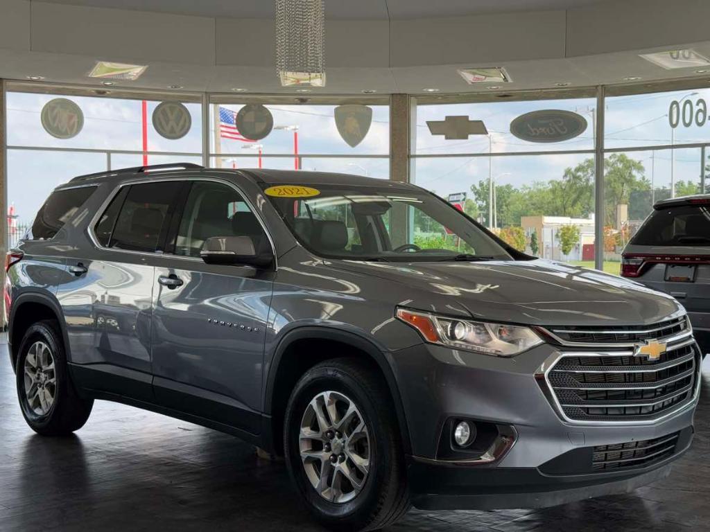 used 2021 Chevrolet Traverse car, priced at $22,495