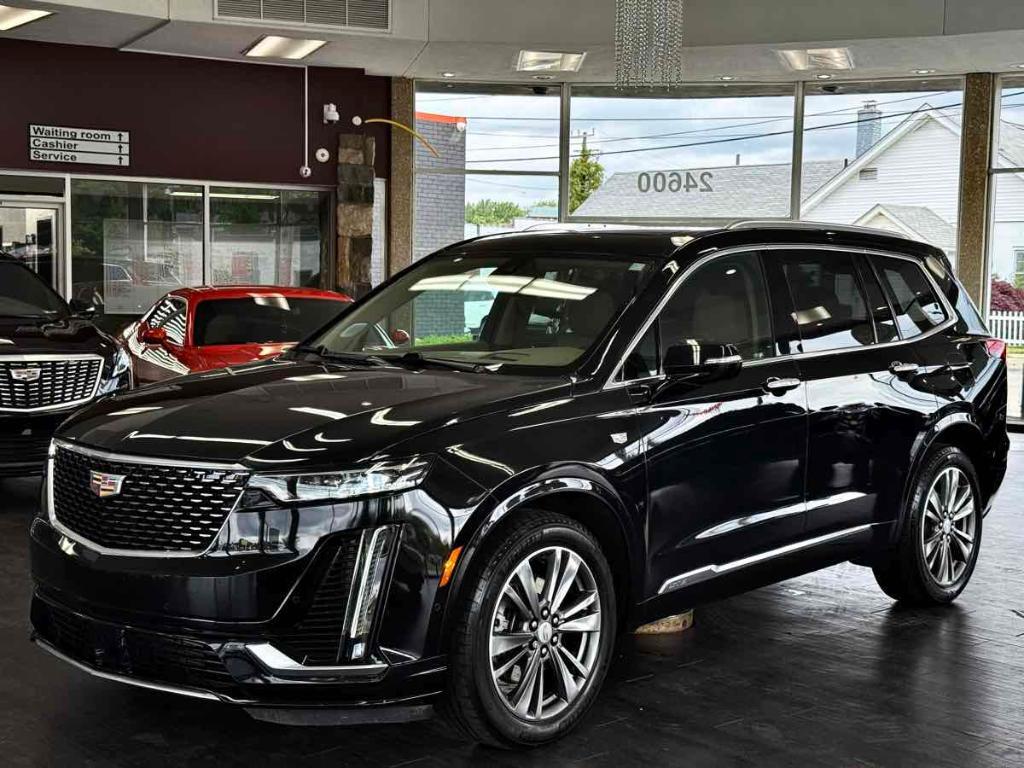 used 2021 Cadillac XT6 car, priced at $28,995