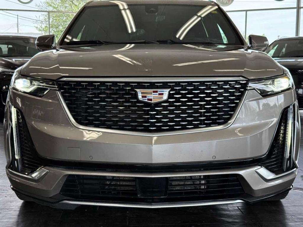 used 2022 Cadillac XT6 car, priced at $26,995