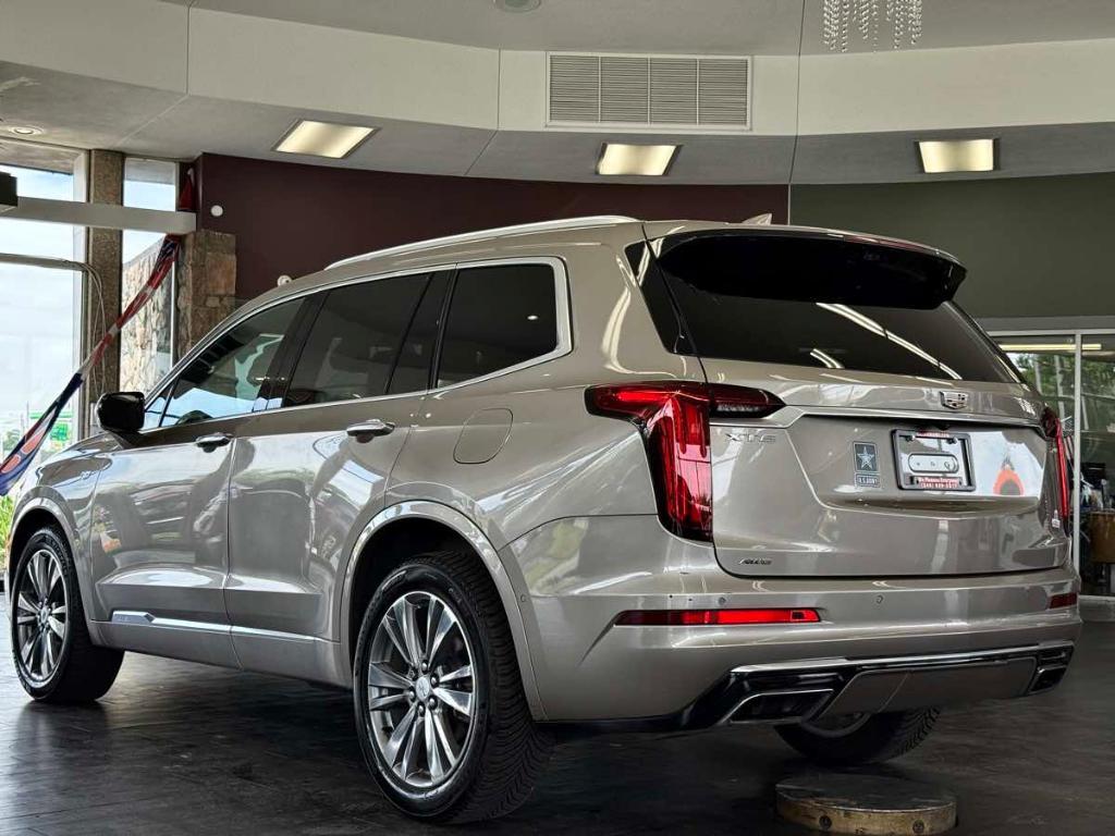 used 2022 Cadillac XT6 car, priced at $26,995