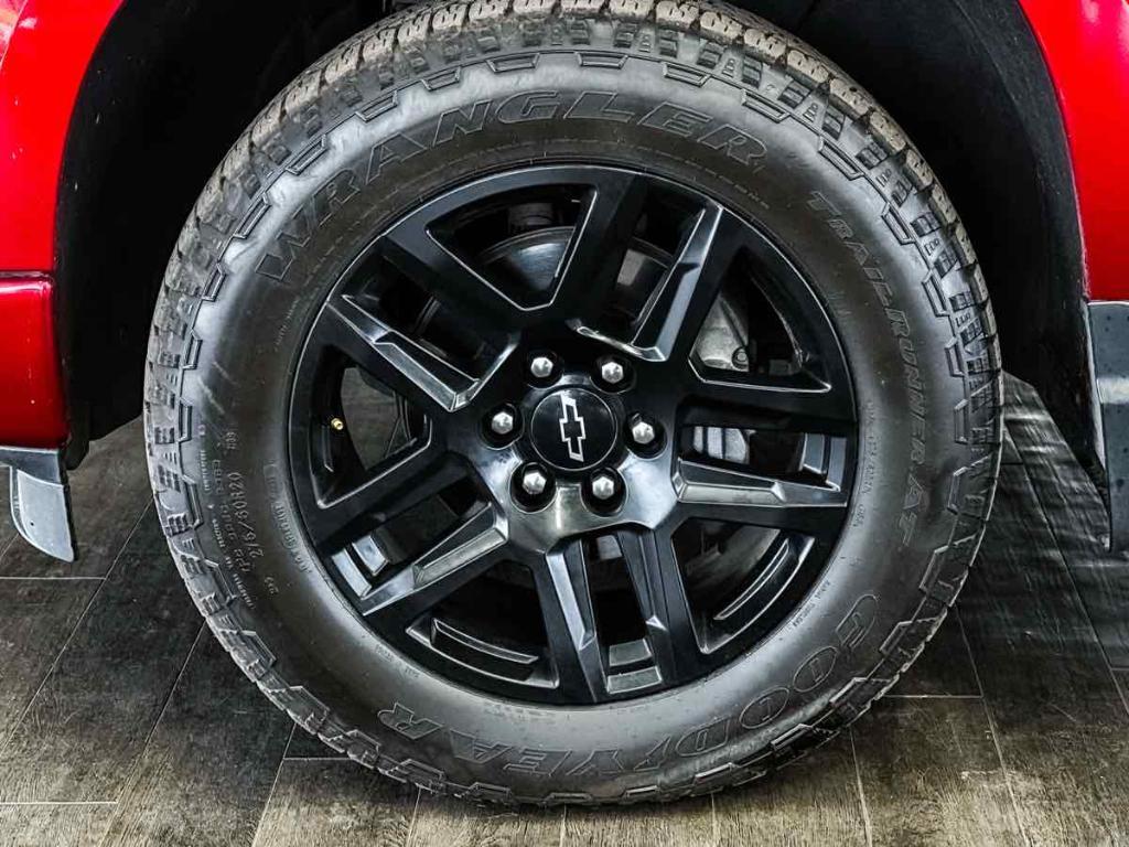 used 2024 Chevrolet Silverado 1500 car, priced at $36,995