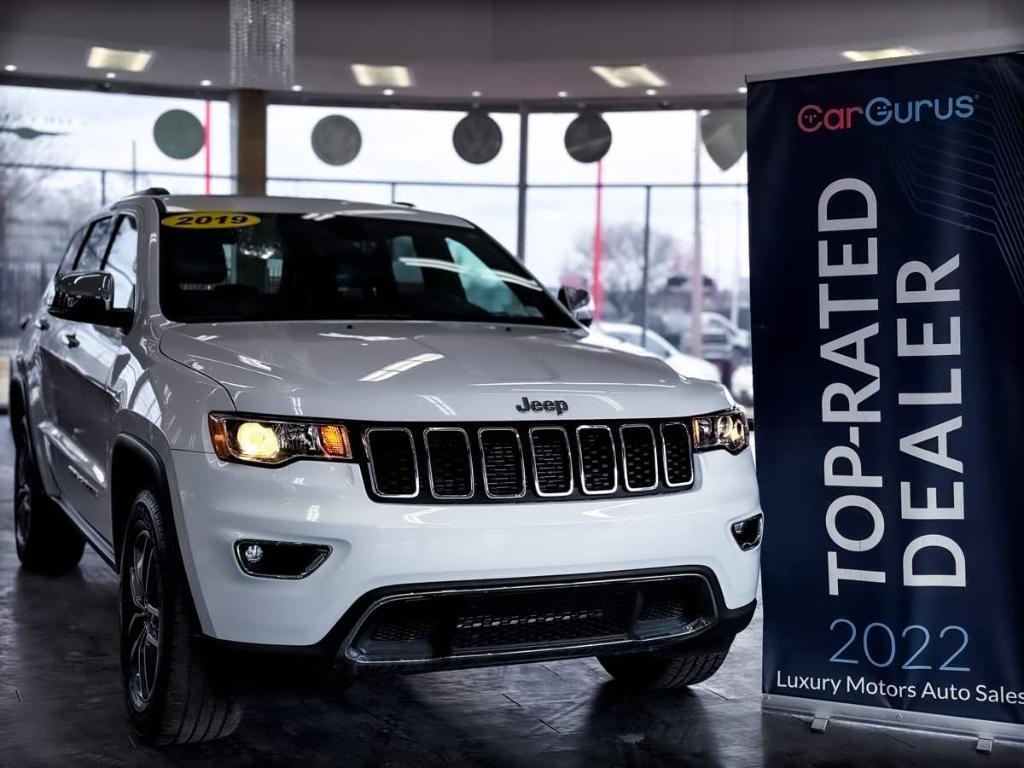 used 2019 Jeep Grand Cherokee car, priced at $16,995