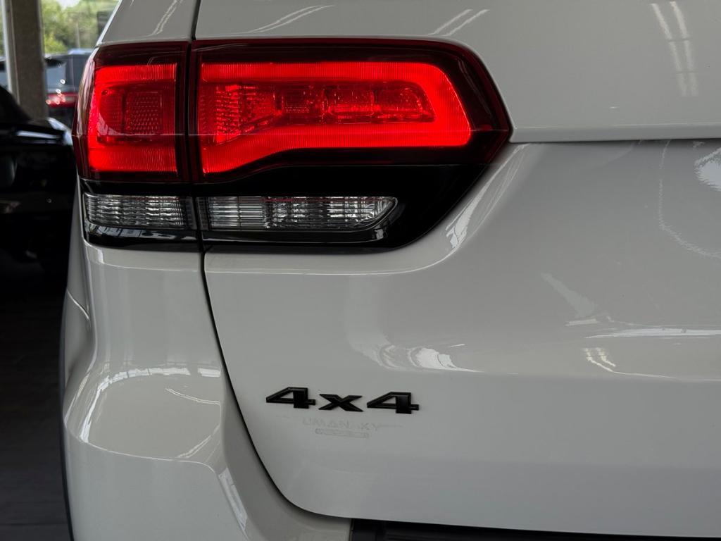 used 2019 Jeep Grand Cherokee car, priced at $19,295