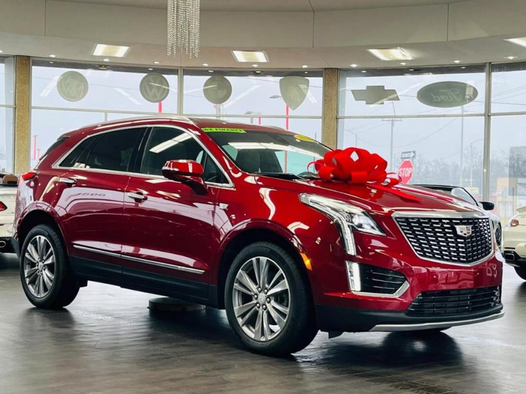 used 2024 Cadillac XT5 car, priced at $39,999