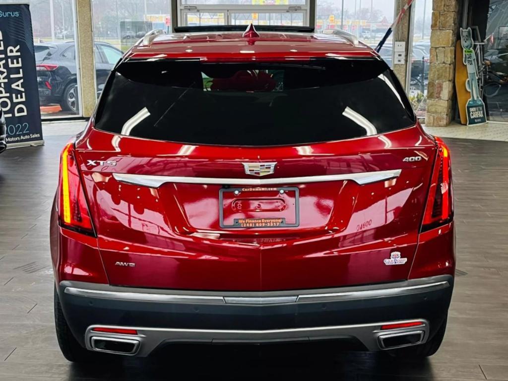 used 2024 Cadillac XT5 car, priced at $39,999