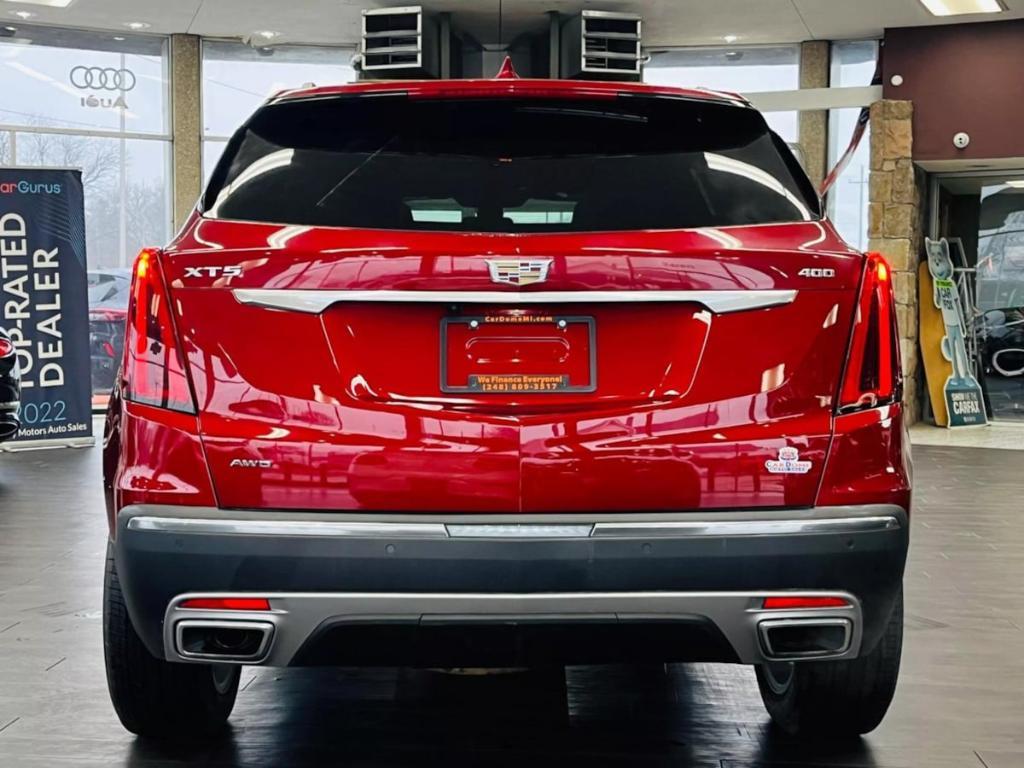 used 2024 Cadillac XT5 car, priced at $39,999