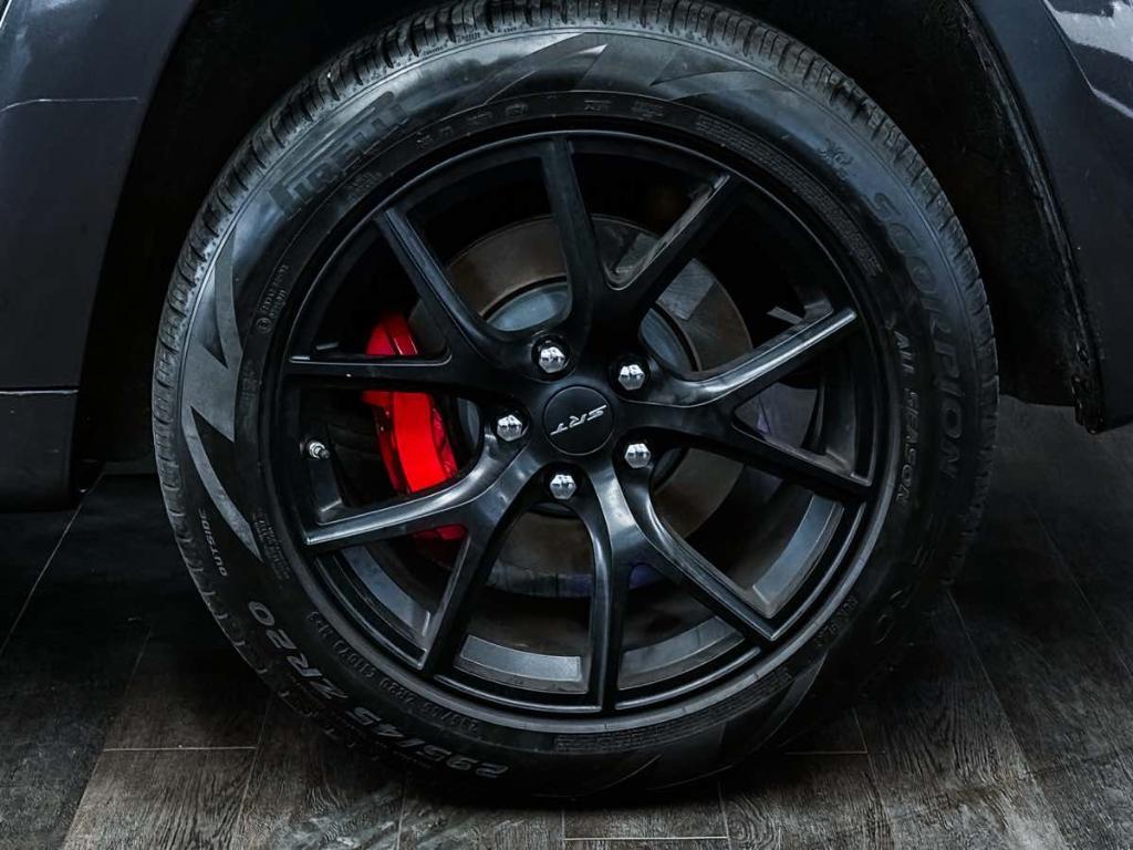 used 2019 Jeep Grand Cherokee car, priced at $39,995