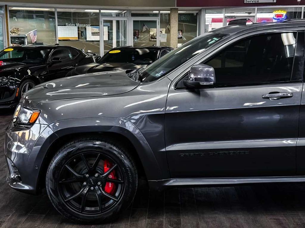 used 2019 Jeep Grand Cherokee car, priced at $39,995