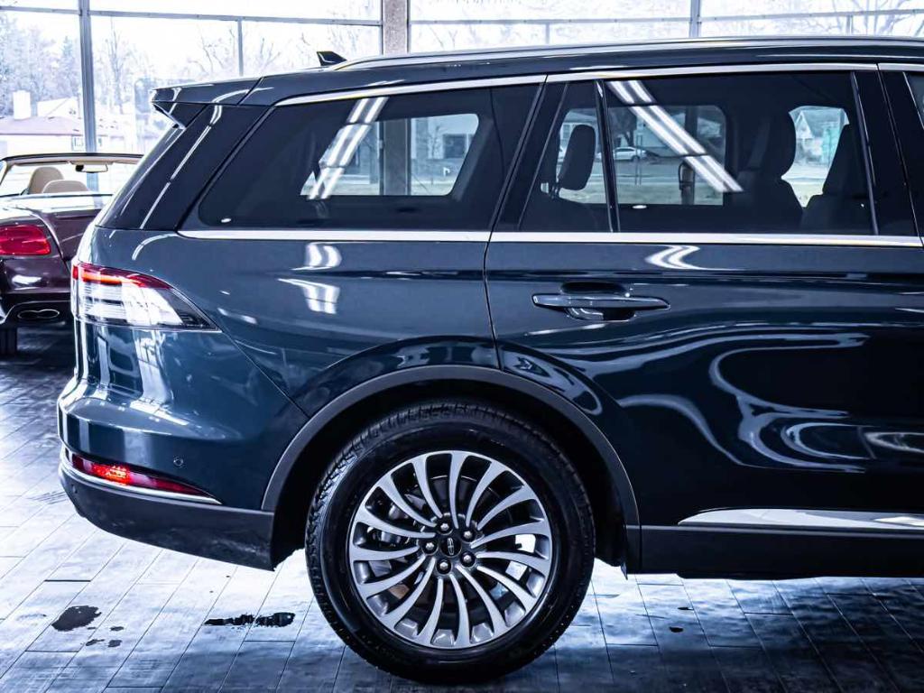 used 2024 Lincoln Aviator car, priced at $49,995