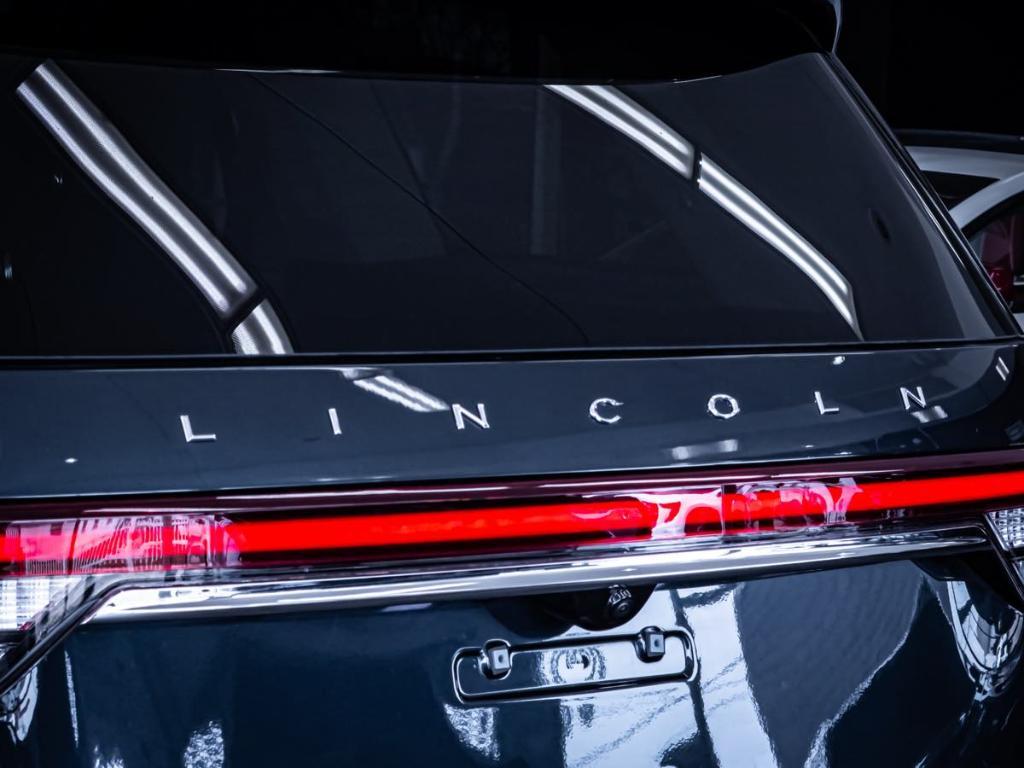 used 2024 Lincoln Aviator car, priced at $49,995