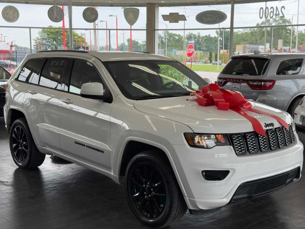 used 2018 Jeep Grand Cherokee car, priced at $15,995