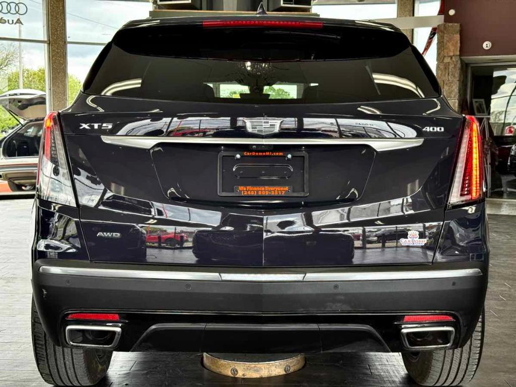 used 2024 Cadillac XT5 car, priced at $37,995