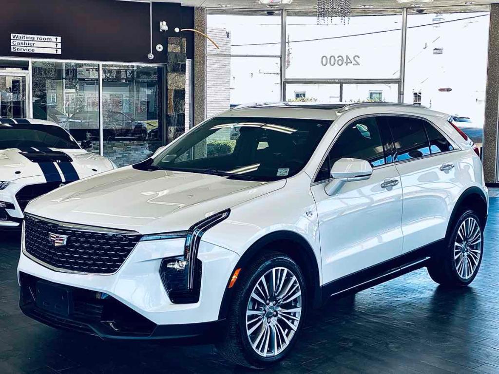 used 2024 Cadillac XT4 car, priced at $31,495