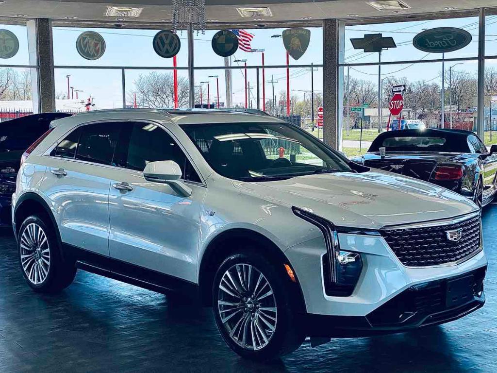 used 2024 Cadillac XT4 car, priced at $31,495