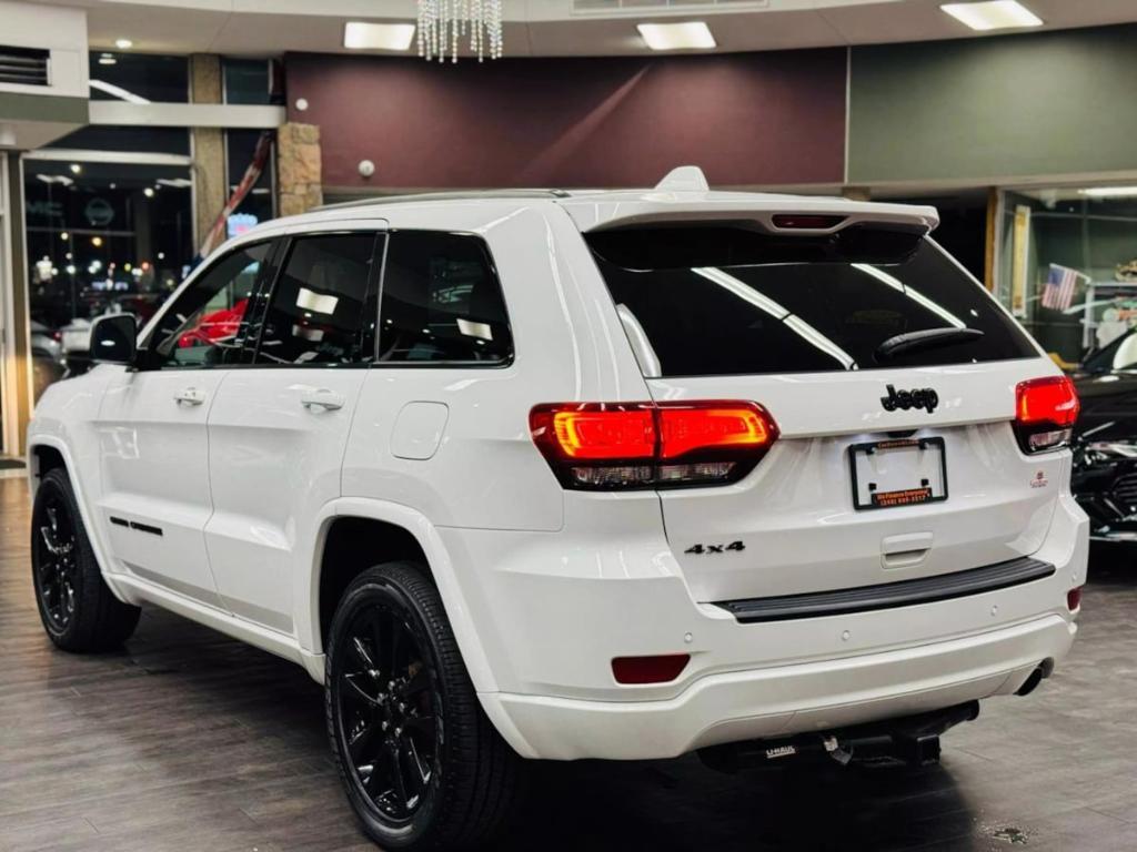 used 2020 Jeep Grand Cherokee car, priced at $21,499