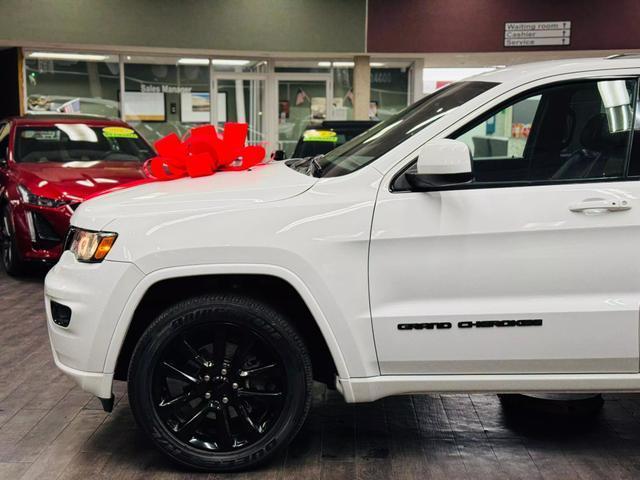 used 2020 Jeep Grand Cherokee car, priced at $22,999