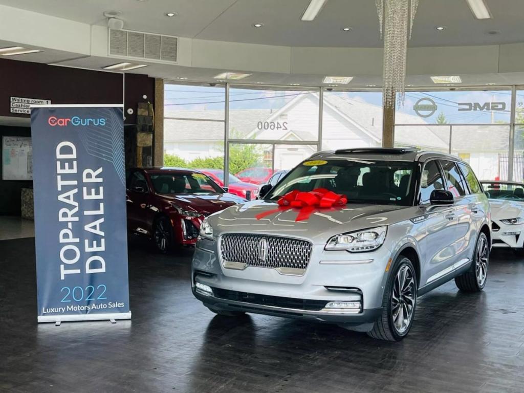 used 2020 Lincoln Aviator car, priced at $32,499