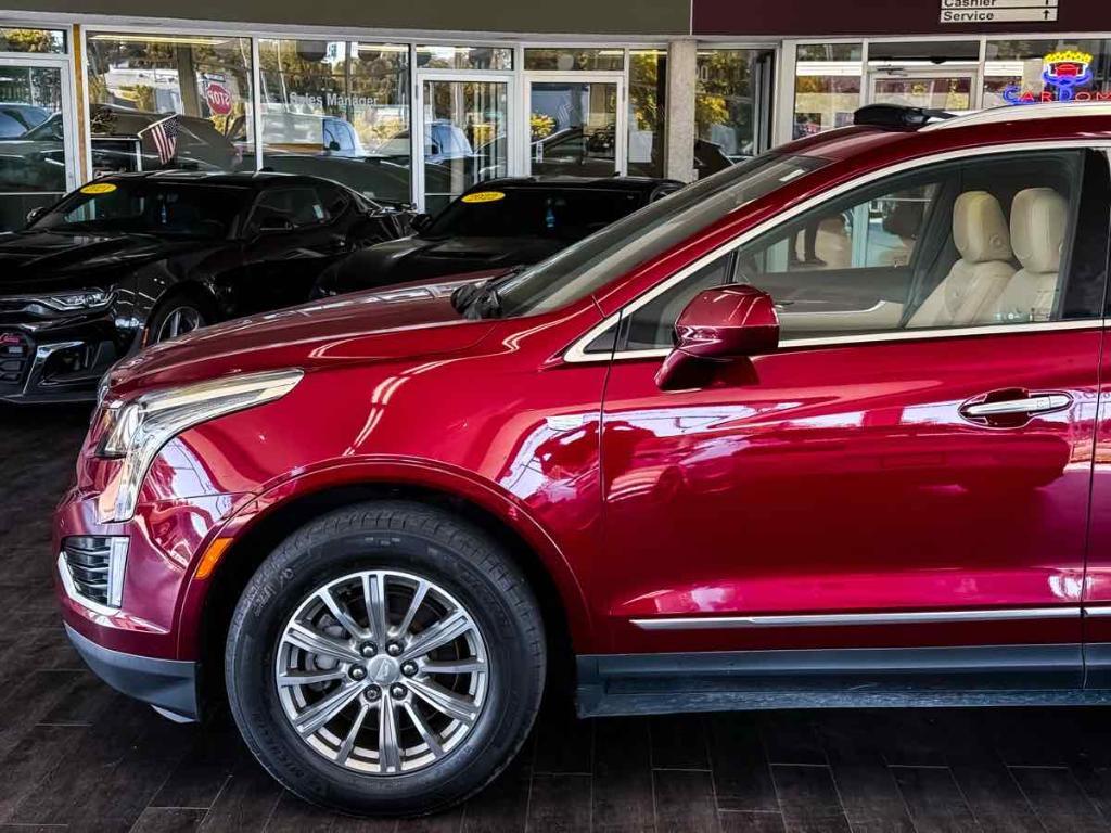 used 2018 Cadillac XT5 car, priced at $19,995