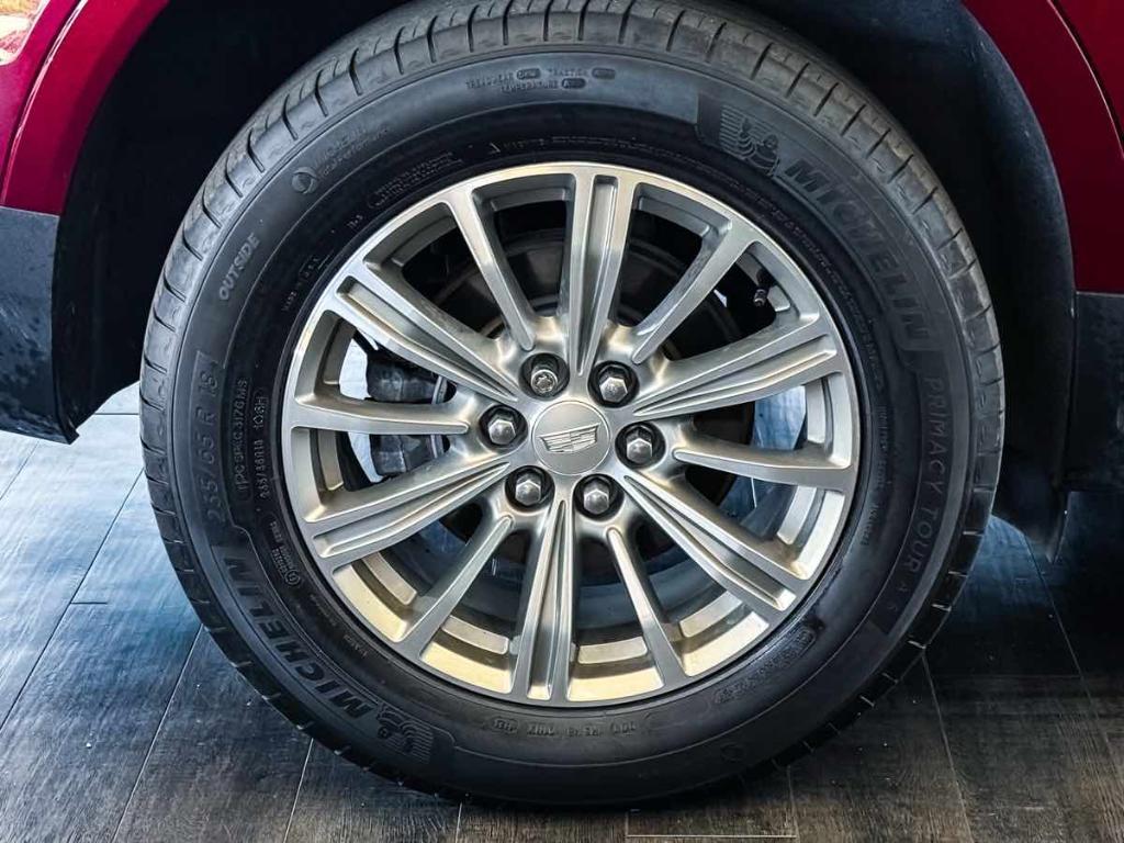 used 2018 Cadillac XT5 car, priced at $19,995