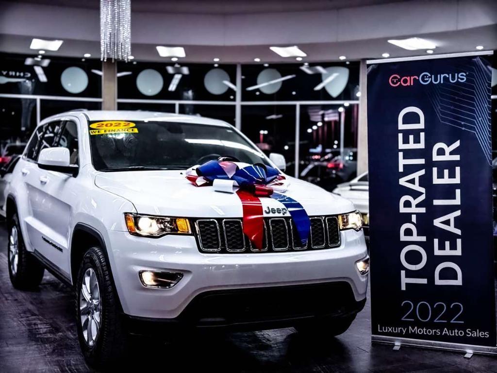 used 2022 Jeep Grand Cherokee WK car, priced at $20,995