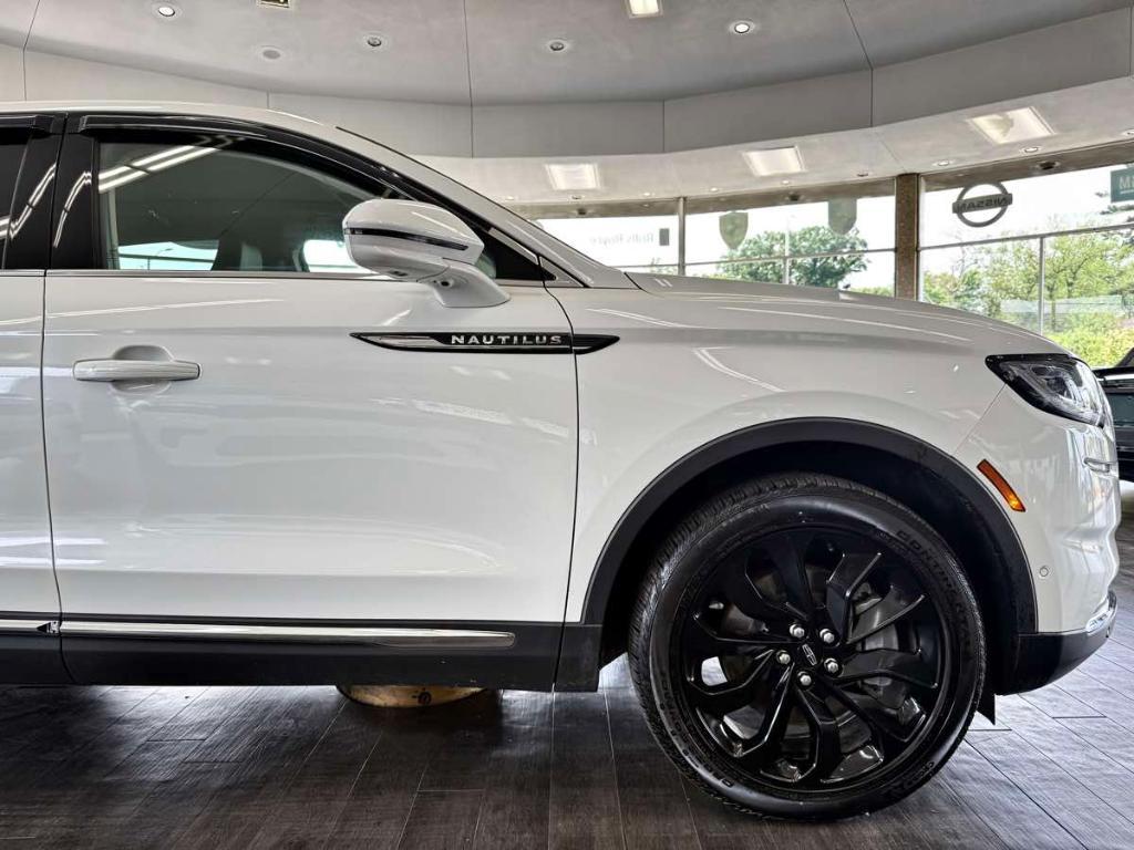 used 2023 Lincoln Nautilus car, priced at $35,995