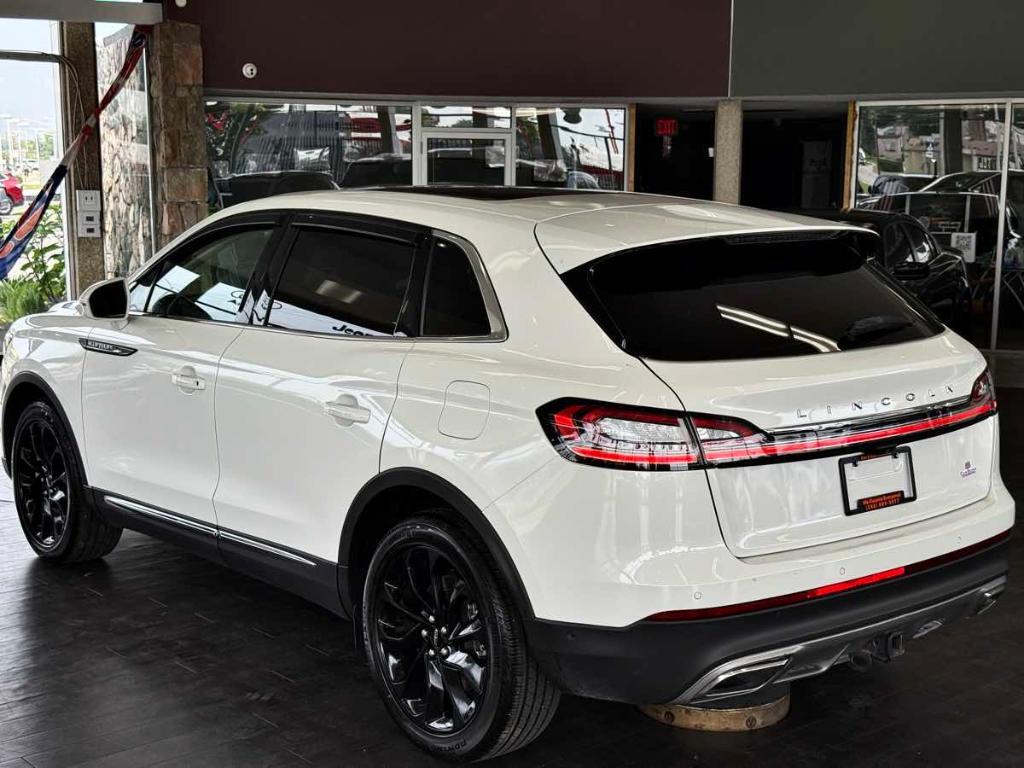 used 2023 Lincoln Nautilus car, priced at $35,995