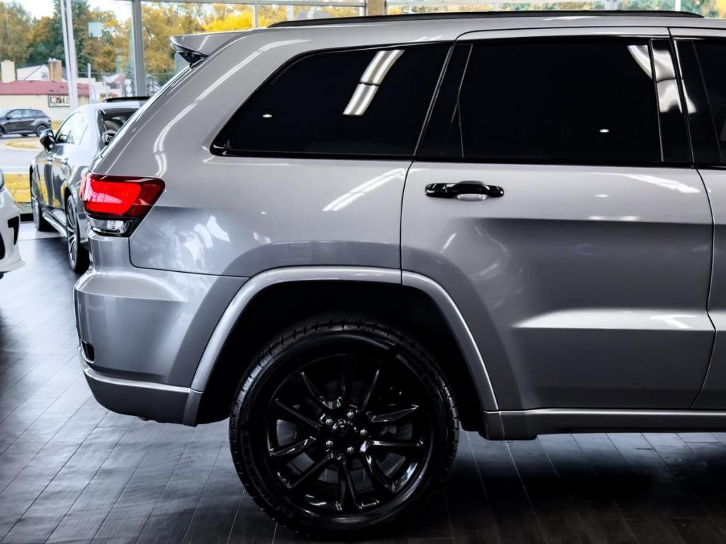 used 2020 Jeep Grand Cherokee car, priced at $20,495