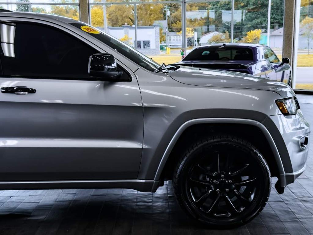 used 2020 Jeep Grand Cherokee car, priced at $20,495