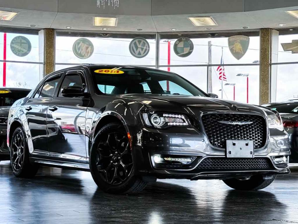 used 2021 Chrysler 300 car, priced at $18,395