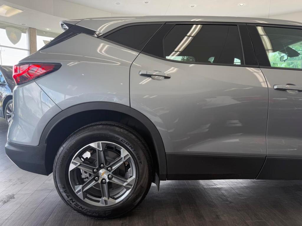 used 2025 Chevrolet Blazer car, priced at $32,895