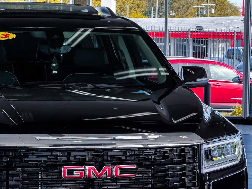used 2023 GMC Acadia car, priced at $28,495